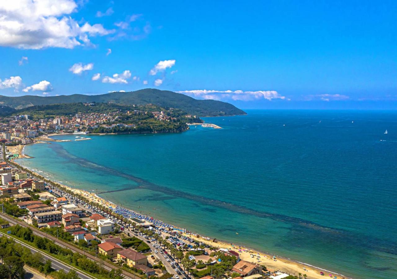 Nausicaa Beach And Town Agropoli Exterior photo
